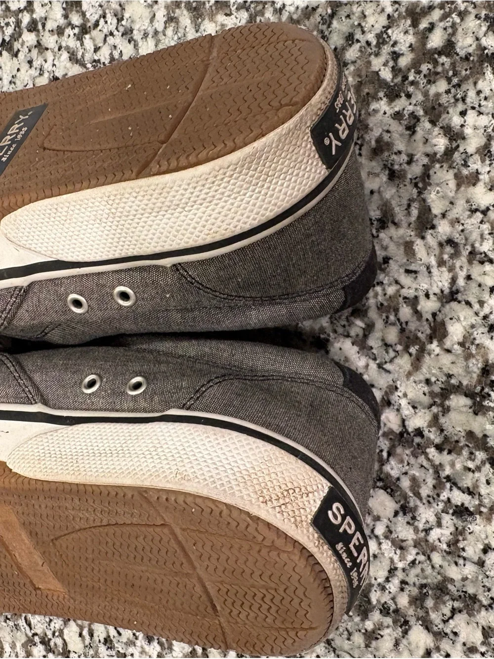 Sperry Men's Gray Canvas Lace-Up Boat Shoes with Black Laces